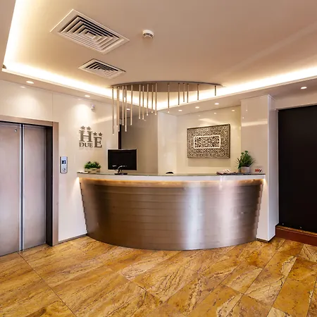 Elisabeth Due Hotel 4*