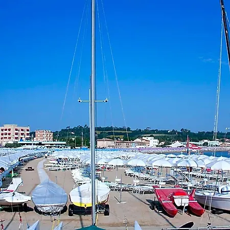 Elisabeth Due 4* Fano