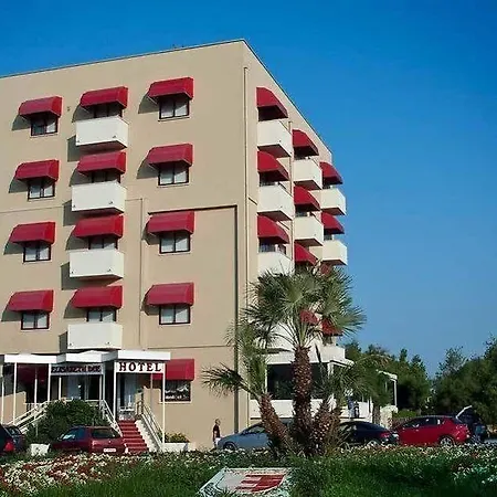 Elisabeth Due Hotel 4*